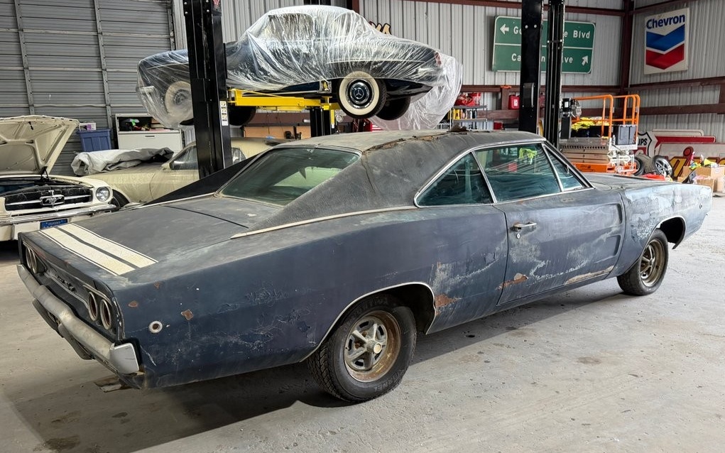 1968 Dodge Charger - Thumbnail 3