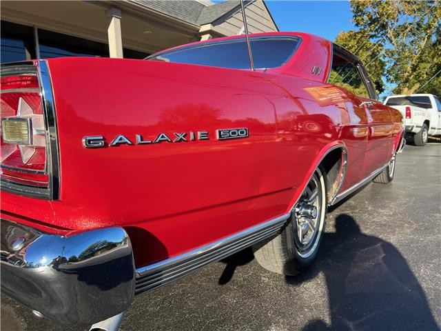 1966 Ford Galaxie - Thumbnail 5